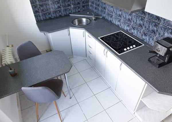 TOP PONUKA! Byt 1+1 (44 m2) s loggiou, sídl. Mier SNV