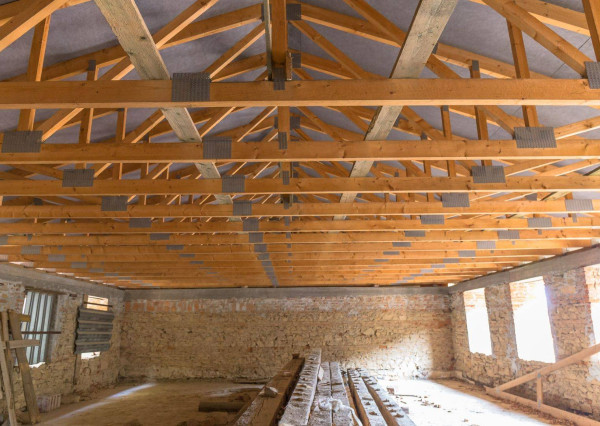 Polyfunkčný objekt, Novoveská Huta