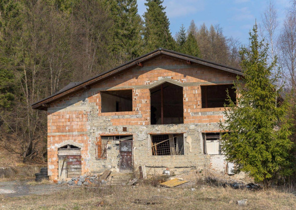 Polyfunkčný objekt, Novoveská Huta