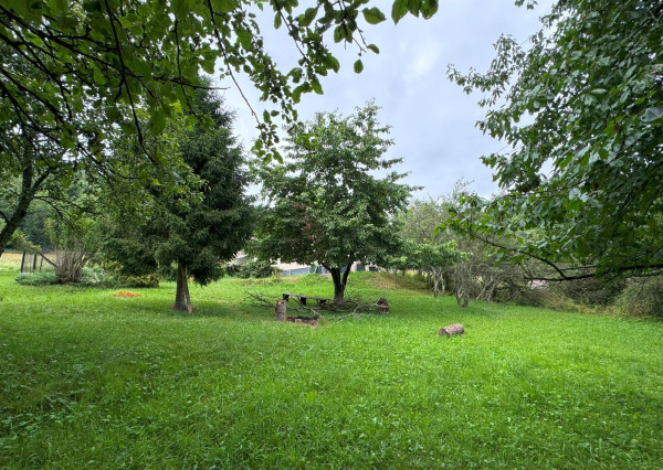 ZREKONŠTRUOVANÝ DVOJPOSCHODOVÝ DOM v obci Hnilčík - ZNÍŽENÁ KÚPNA CENA