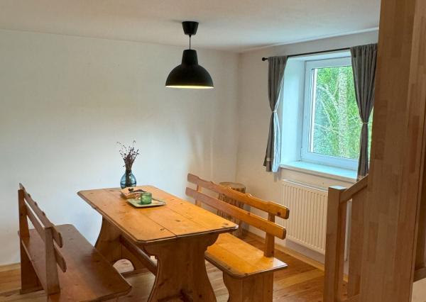 ZREKONŠTRUOVANÝ DVOJPOSCHODOVÝ DOM v obci Hnilčík - ZNÍŽENÁ KÚPNA CENA