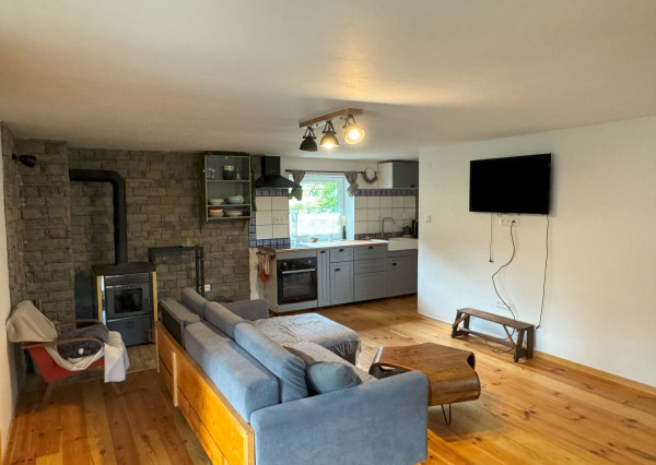 ZREKONŠTRUOVANÝ DVOJPOSCHODOVÝ DOM v obci Hnilčík - ZNÍŽENÁ KÚPNA CENA