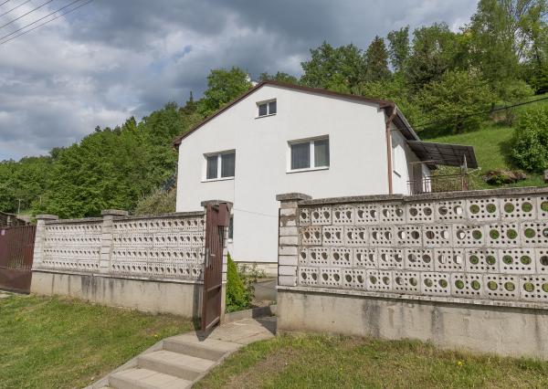 Rodinný dom s veľkým pozemkom (3038 m2) v Levoči