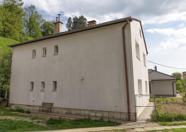 Rodinný dom s veľkým pozemkom (3038 m2) v Levoči