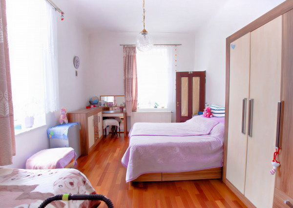 Tehlový byt 3+1 s garážou (125 m2) Sp. Nová Ves