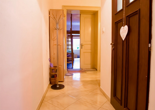 Tehlový byt 3+1 s garážou (125 m2) Sp. Nová Ves