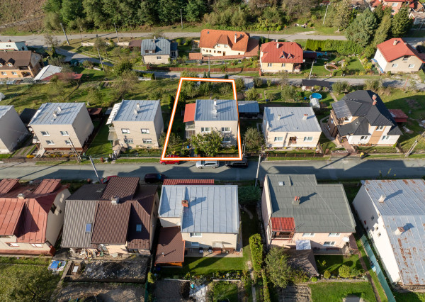 Rodinný dom Krompachy s garážou - Turistická ulica