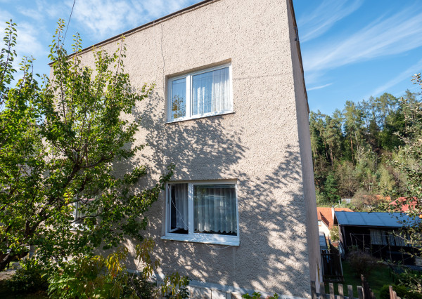 Rodinný dom Krompachy s garážou - Turistická ulica