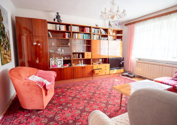 Rodinný dom Krompachy s garážou - Turistická ulica