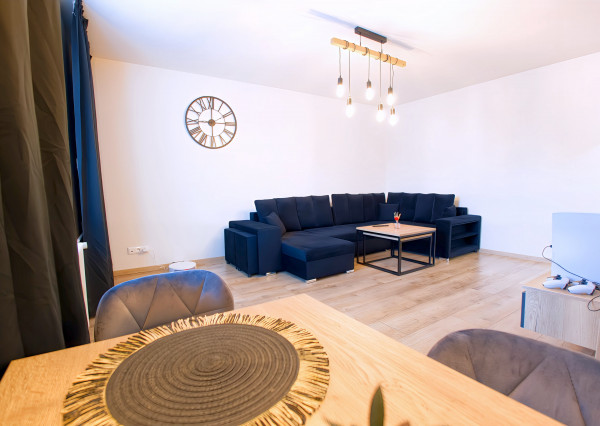 REZERVOVANÝ ! Atraktívny byt 2+1 (54 m2) centrum Sp. Nová Ves