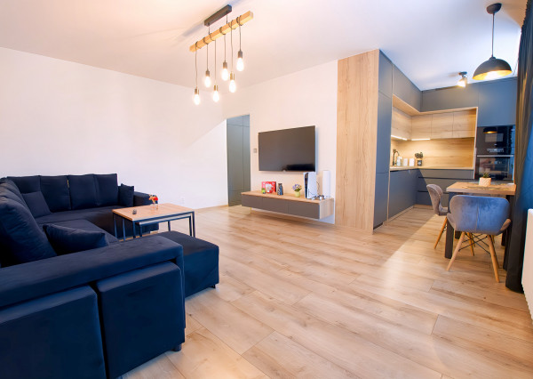 REZERVOVANÝ ! Atraktívny byt 2+1 (54 m2) centrum Sp. Nová Ves