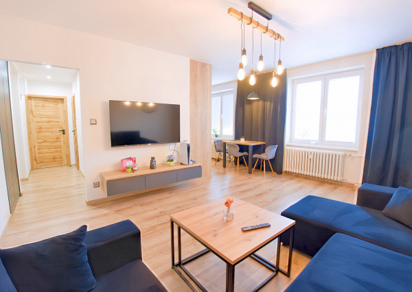 REZERVOVANÝ ! Atraktívny byt 2+1 (54 m2) centrum Sp. Nová Ves