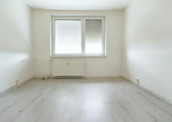 Byt 3+1 (65 m2) ul. Komenského sídl. Mier Sp. Nová Ves