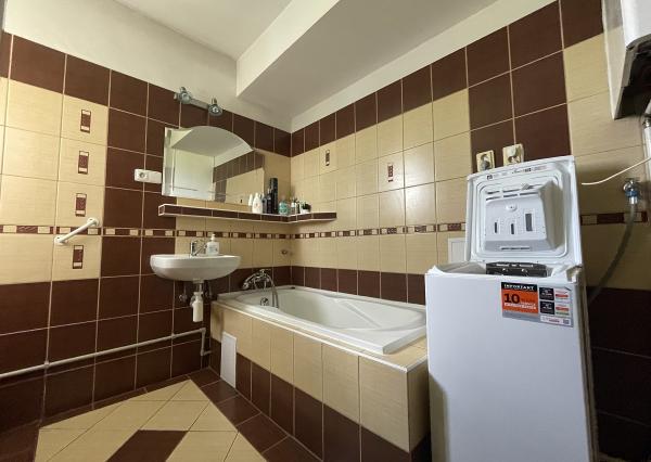 Tehlový byt 3+1 (124,5m) so záhradou a garážou, Markušovce