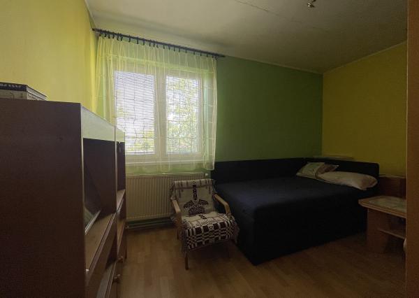 Tehlový byt 3+1 (124,5m) so záhradou a garážou, Markušovce