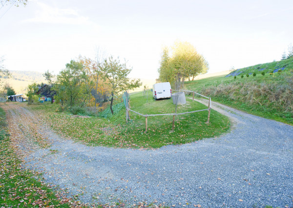 Chalupa s výhľadom na Levočské vrchy