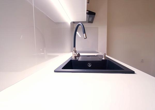 Kompletne rekonštruovaný byt 2+1 v centre mesta SNV