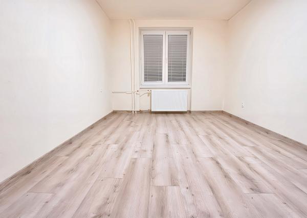 Kompletne rekonštruovaný byt 2+1 v centre mesta SNV