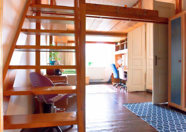 ZNÍŽENÁ CENA ! Tehlový byt 3+1 s garážou (125 m2) Sp. Nová Ves