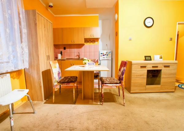 REZERVOVANÁ ! Garzónka (26 m2) centrum Spišská Nová Ves