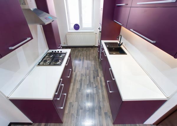 REZERVOVANÝ !Byt 3+1 (80 m2) s loggiou a záhradou, centrum SNV