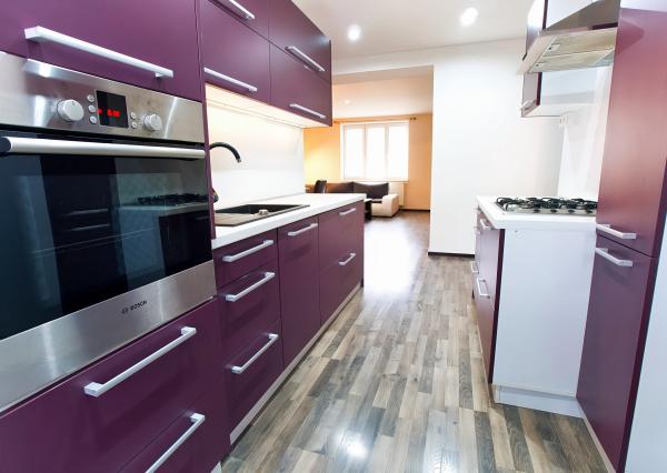 REZERVOVANÝ !Byt 3+1 (80 m2) s loggiou a záhradou, centrum SNV