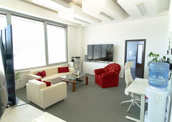 Moderný administratívny priestor (114 m2) Sp. Nová Ves