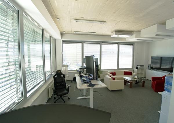 Moderný administratívny priestor (114 m2) Sp. Nová Ves