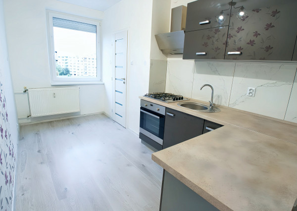 Byt 3+1 (65 m2) ul. Komenského sídl. Mier Sp. Nová Ves