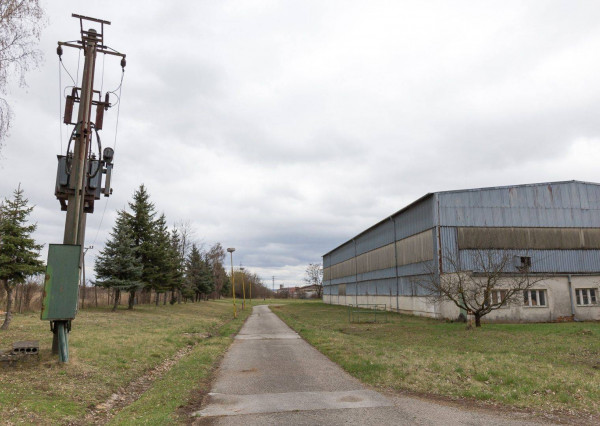 ZNÍŽENÁ CENA! Podnikateľský areál (3,3 ha) neďaleko Košíc