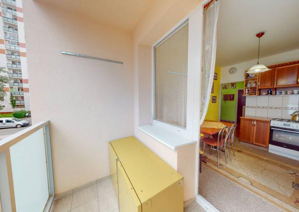 Byt 2+1 s loggiou (54 m2), sídl. Západ I. SNV