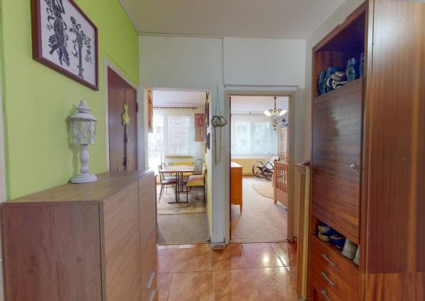 Byt 2+1 s loggiou (54 m2), sídl. Západ I. SNV