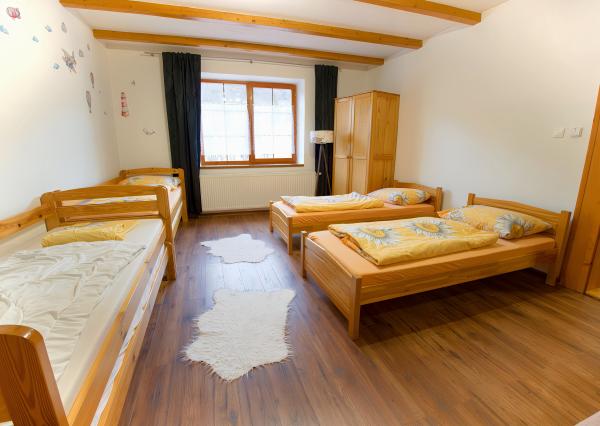 RD s penziónom v rekreačnej oblasti Hnilčík SKI Mraznica