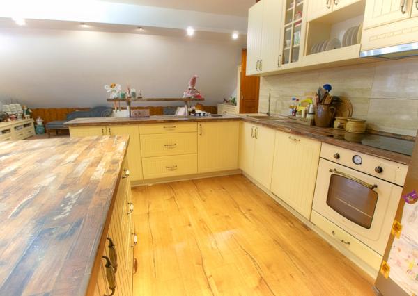 RD s penziónom v rekreačnej oblasti Hnilčík SKI Mraznica