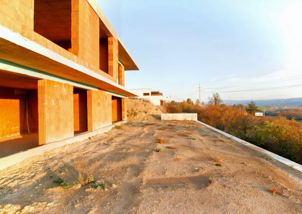 Novostavba 4+1 (179 m2) s garážou a terasou, Blaumont SNV