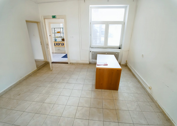 Polyfunkčný objekt blízko centra mesta Sp. Nová Ves