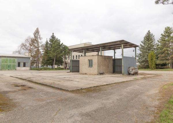 ZNÍŽENÁ CENA! Podnikateľský areál (3,3 ha) neďaleko Košíc