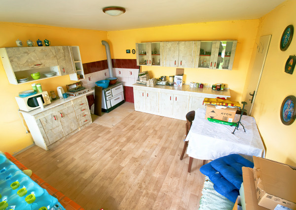 Rodinný dom (654 m2), garáž, altánok, záhrada Smižany