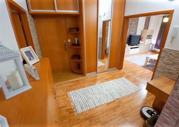 VEĽKÝ BYT 3+1 (75 m2) loggia, sídl. Západ Levoča