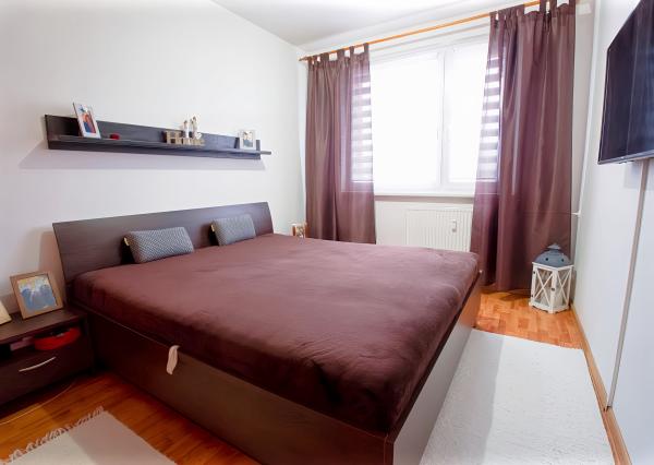 VEĽKÝ BYT 3+1 (75 m2) loggia, sídl. Západ Levoča