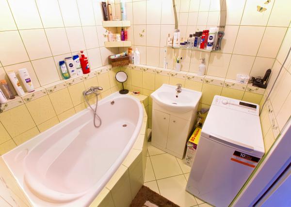 VEĽKÝ BYT 3+1 (75 m2) loggia, sídl. Západ Levoča