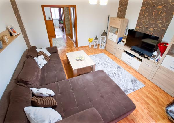 VEĽKÝ BYT 3+1 (75 m2) loggia, sídl. Západ Levoča