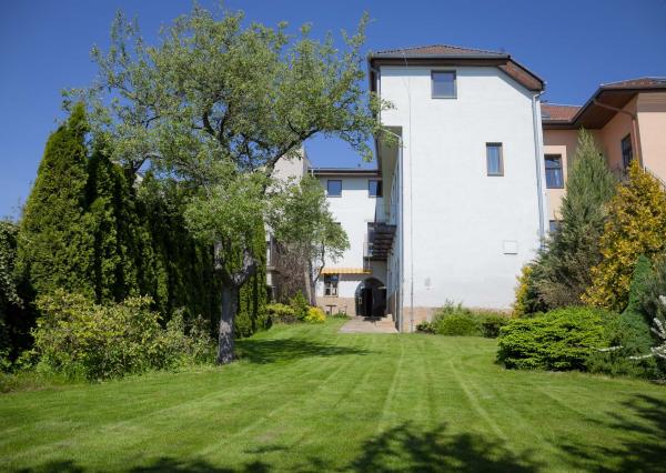 REZERVOVANÝ! Polyfunkčný meštiansky dom, centrum Levoča