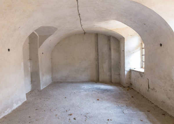 Polyfunkčný objekt, Novoveská Huta