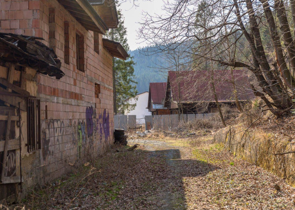 Polyfunkčný objekt, Novoveská Huta