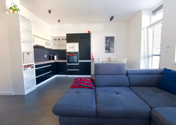 PRENÁJOM! NOVOSTAVBA 2+1 (68 m2) S GARÁŽOU CENTRUM SNV