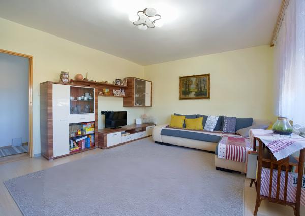 Byt 3+1 (72 m2) loggia, záhrada, garáž Štrba Vysoké Tatry