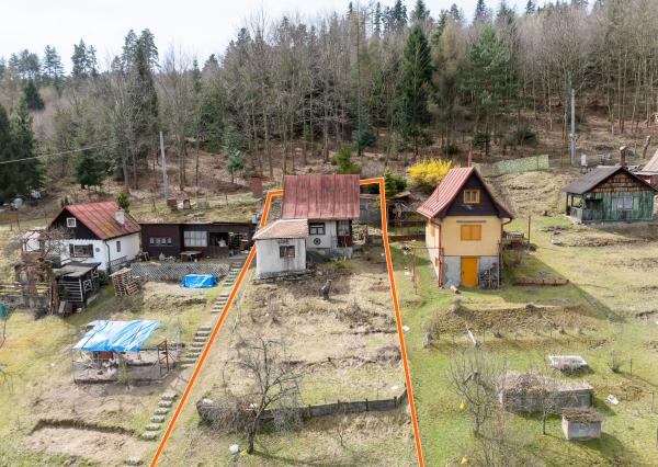 REZERVOVANÉ - Pozemok s chatkou - Chatová oblasť Čarda - Krompachy