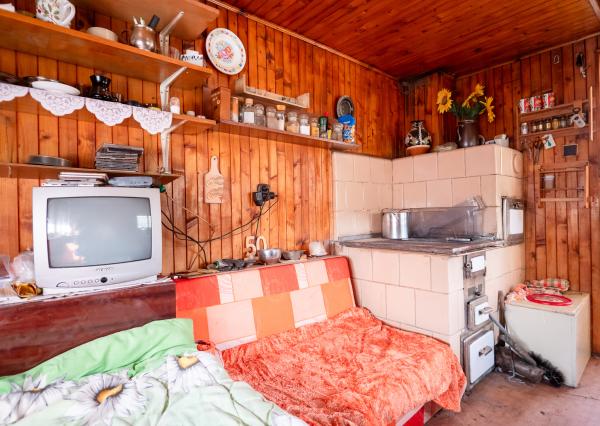 REZERVOVANÉ - Pozemok s chatkou - Chatová oblasť Čarda - Krompachy