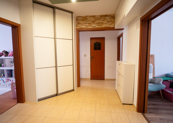 Predaj 4-izbový byt Krompachy -  Lorencová ulica